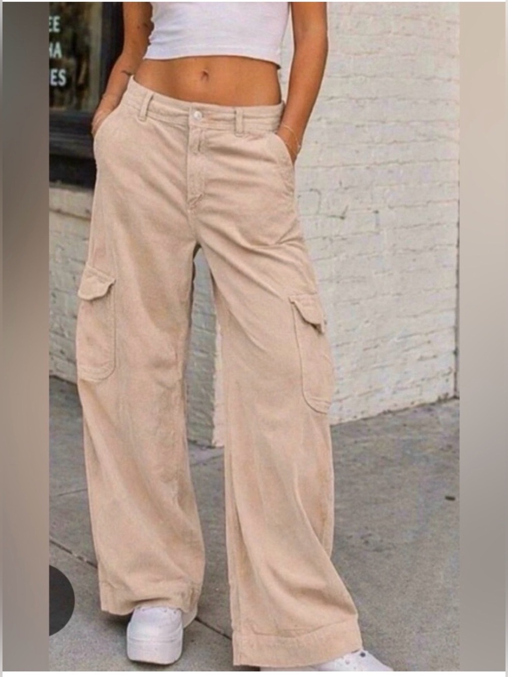 AE Dreamy Drape Stretch Corduroy Super High-Waisted Baggy Wide-Leg 0 Short